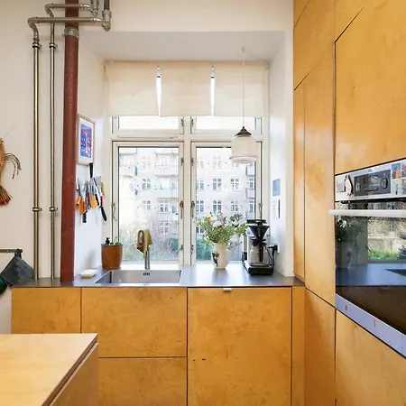 Art-filled Flat With Courtyard Oasis In Norrebro Leilighet *