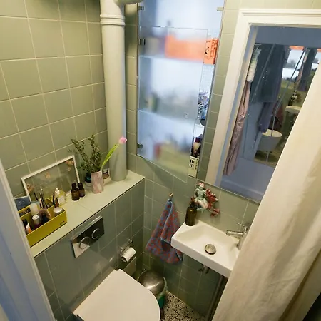 Art-filled Flat With Courtyard Oasis In Norrebro *