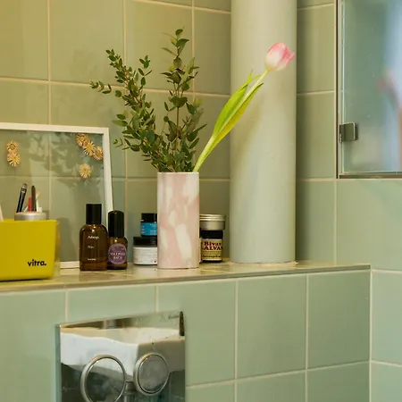 Διαμέρισμα Art-filled Flat With Courtyard Oasis In Norrebro