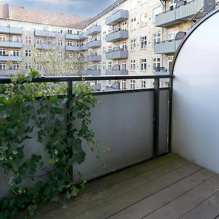 Art-filled Flat With Courtyard Oasis In Norrebro Διαμέρισμα Κοπεγχάγη